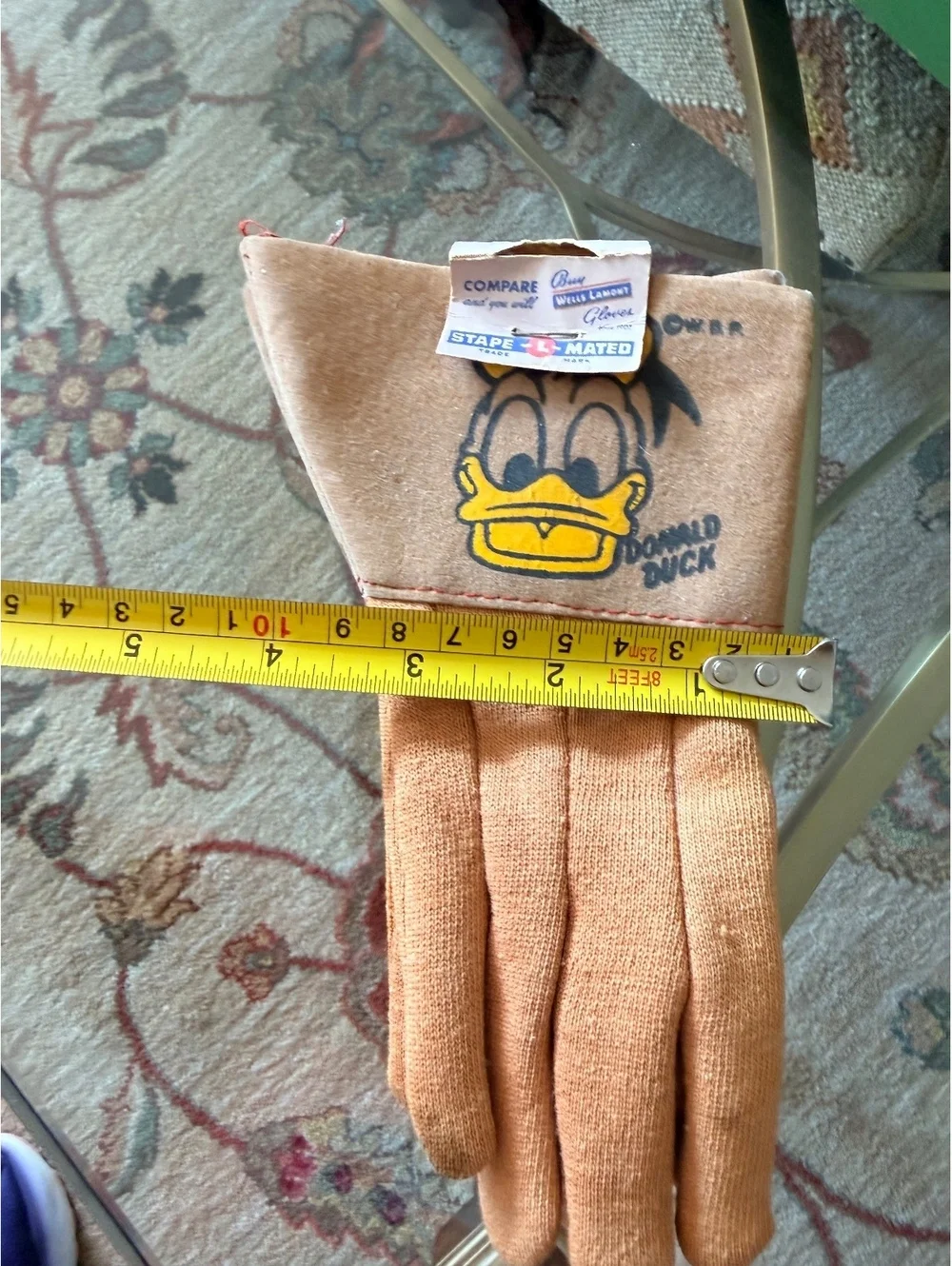 Vintage Disneyland Donald Duck Gloves by Wells Lamont